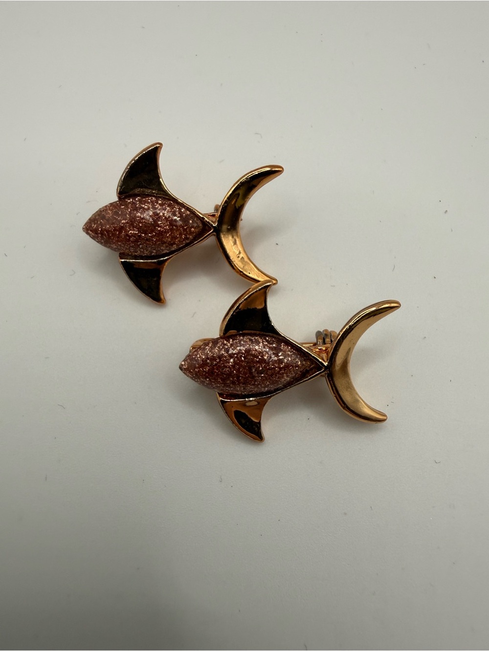 Vintage Pair of Two Small Fish Scatter Pins